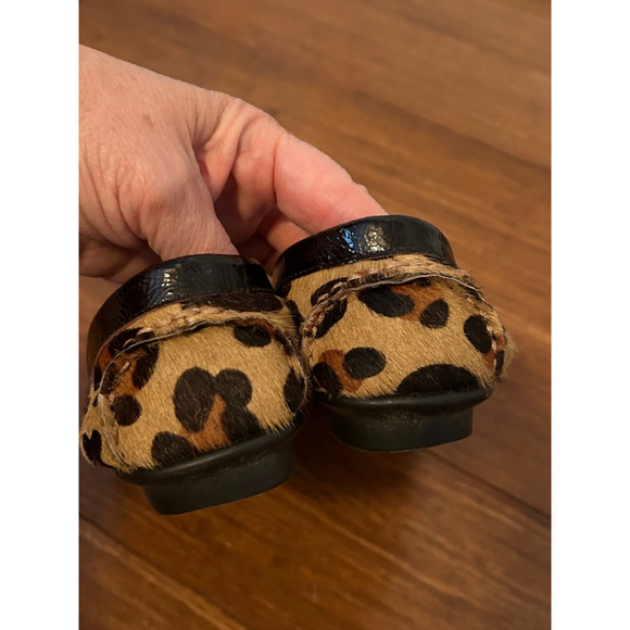 Aerosoles Leopard Print Calf Hair Loafers Gold Buckle US 6 EU 39 - Picture 3 of 7